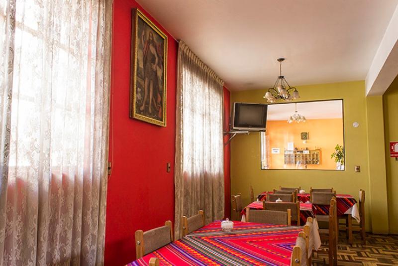 Imperial Puno Hostal Exterior photo
